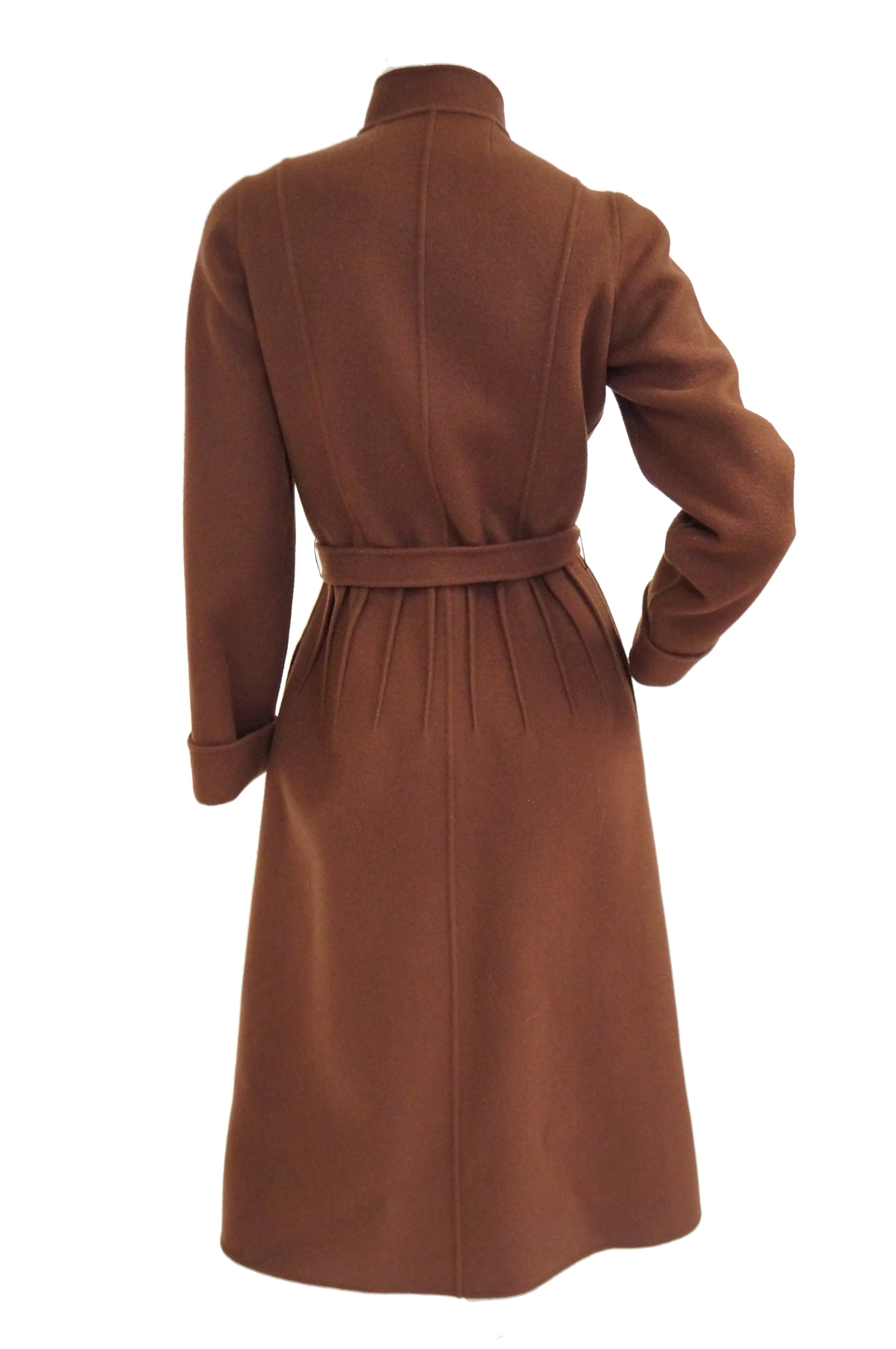 Manteau enveloppant en laine Audrey Brown des années 1970 par Andre Laug
