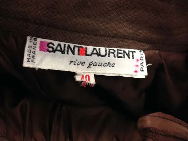 Jupe d'automne en satin moiré chocolat Yves Saint Laurent des années 1970