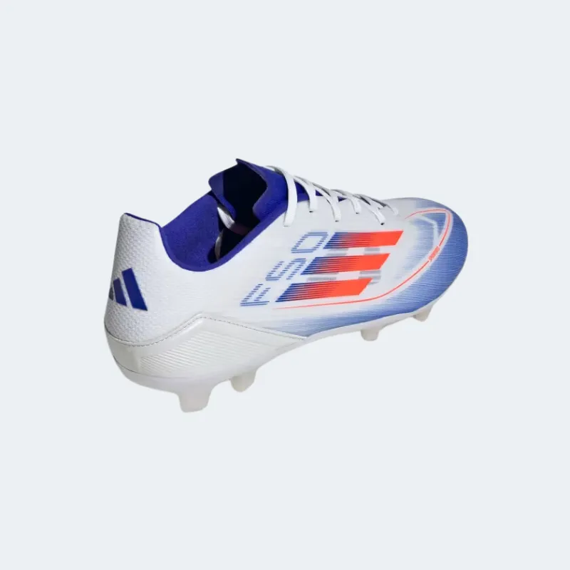 Crampons adidas F50 League pour terrain ferme