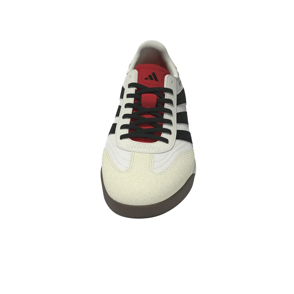 Chaussures de football adidas Predator Freestyle - Blanc cassé/Noir de base/Rouge rubis pur