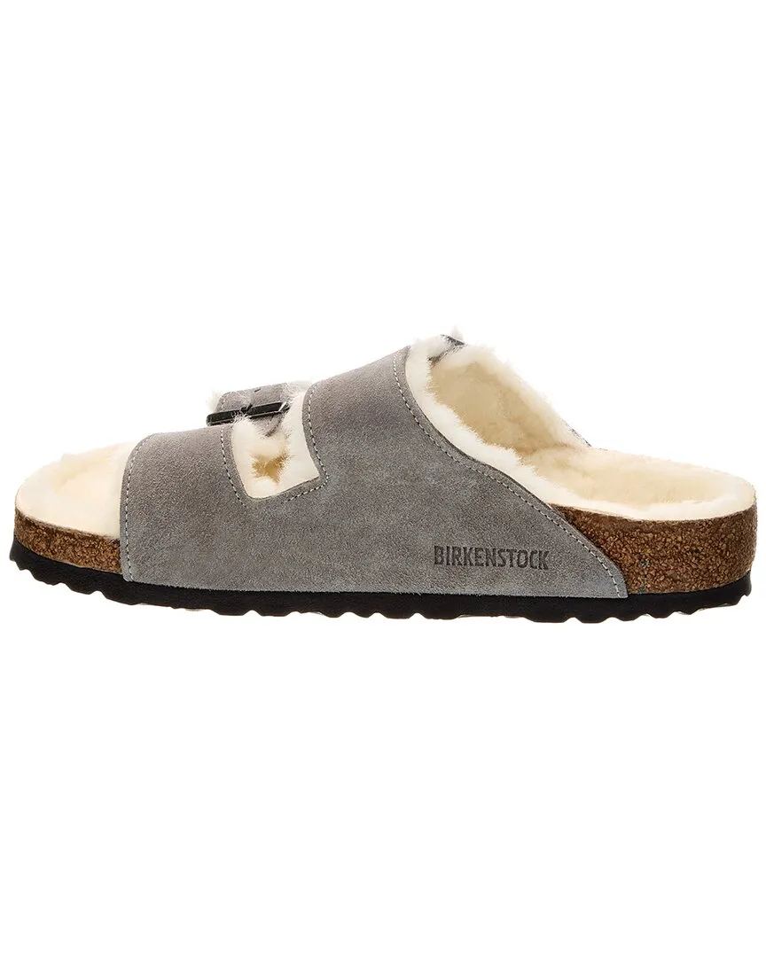 Birkenstock Arizona en daim et à doublure en peau de mouton