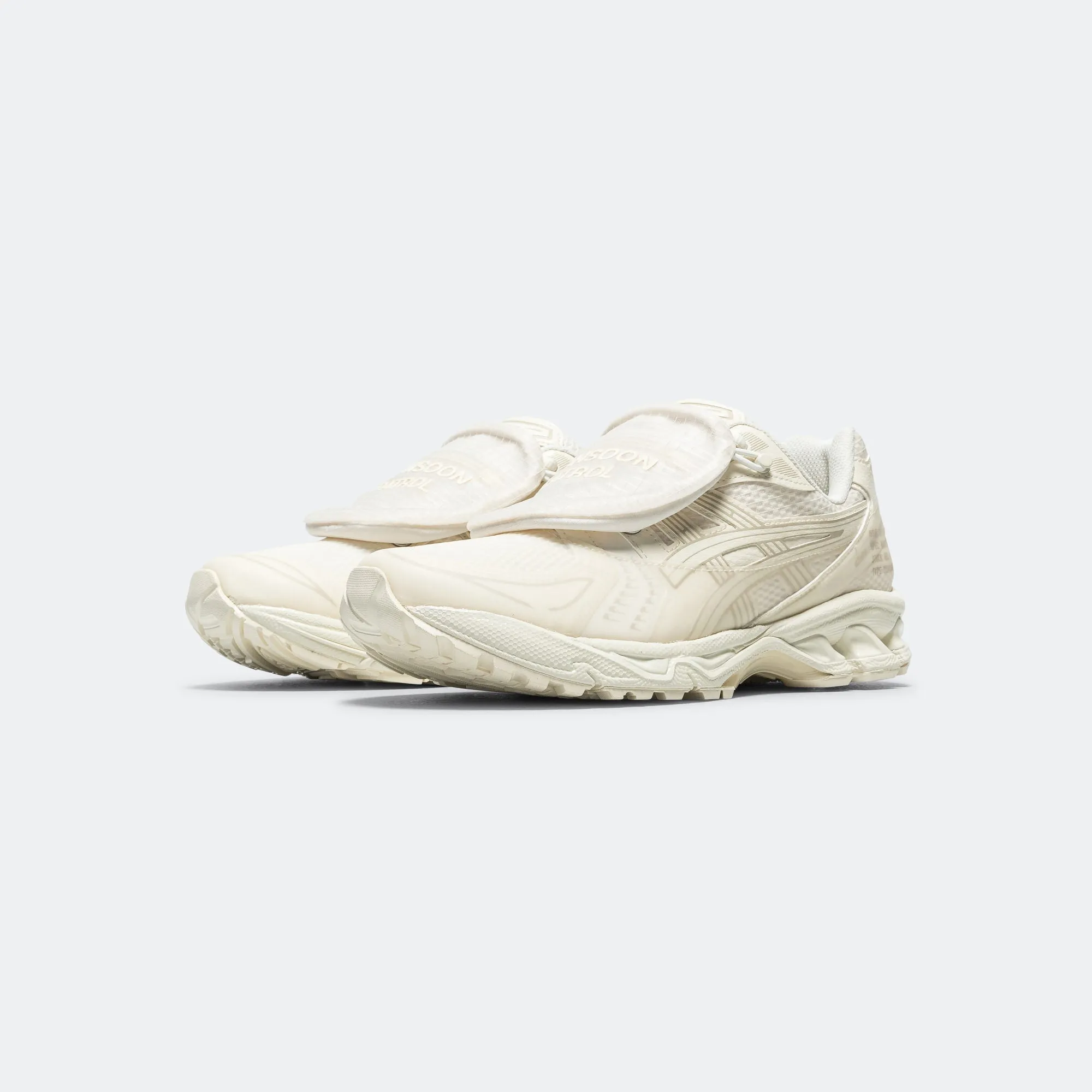 GEL-Kayano 14 x SBTG x Limited Edt - Chaussures asics couleur crème