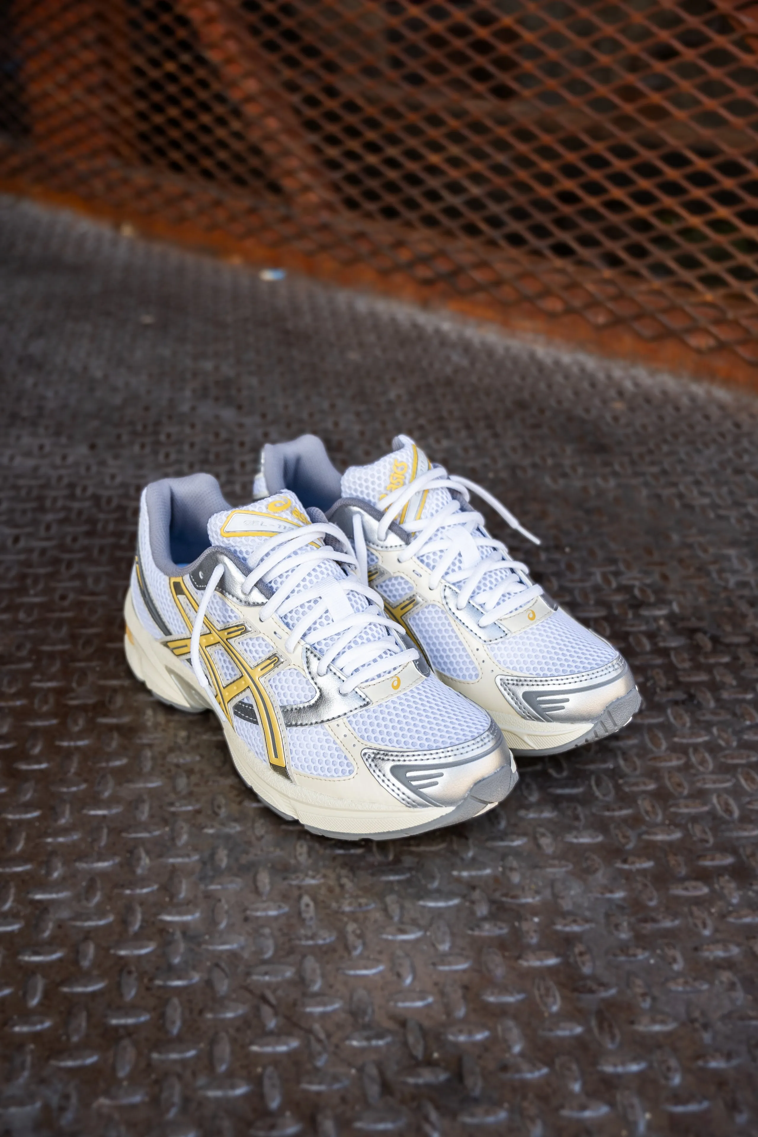 Asics Gel-1130 pour Homme (Blanc/Jaune Délavé)