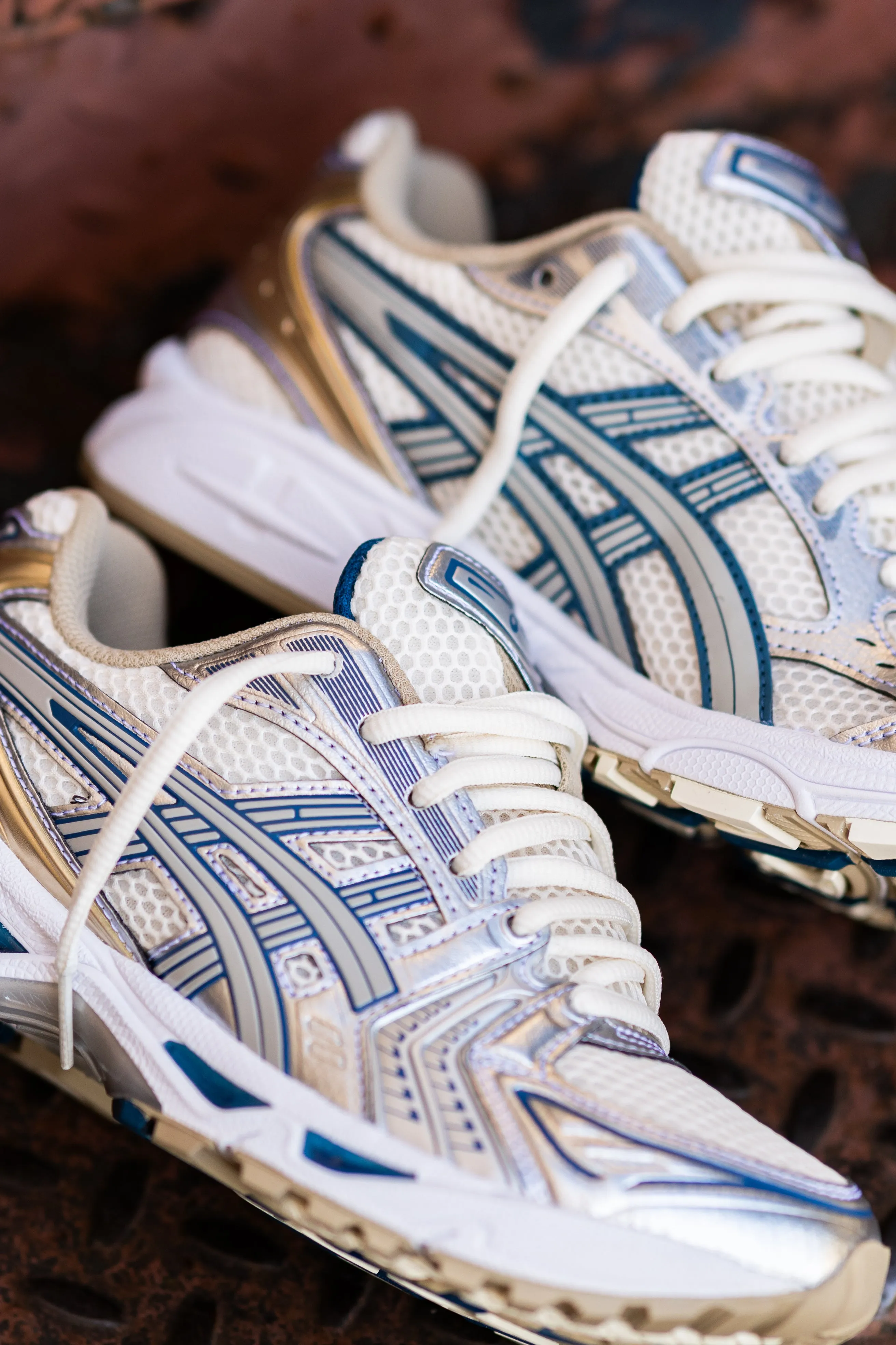Asics Gel-Kayano 14 pour Homme (Créme/Argent Pur)