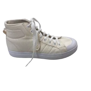 Chaussures de sport Adidas en crème, Taille : 8.5