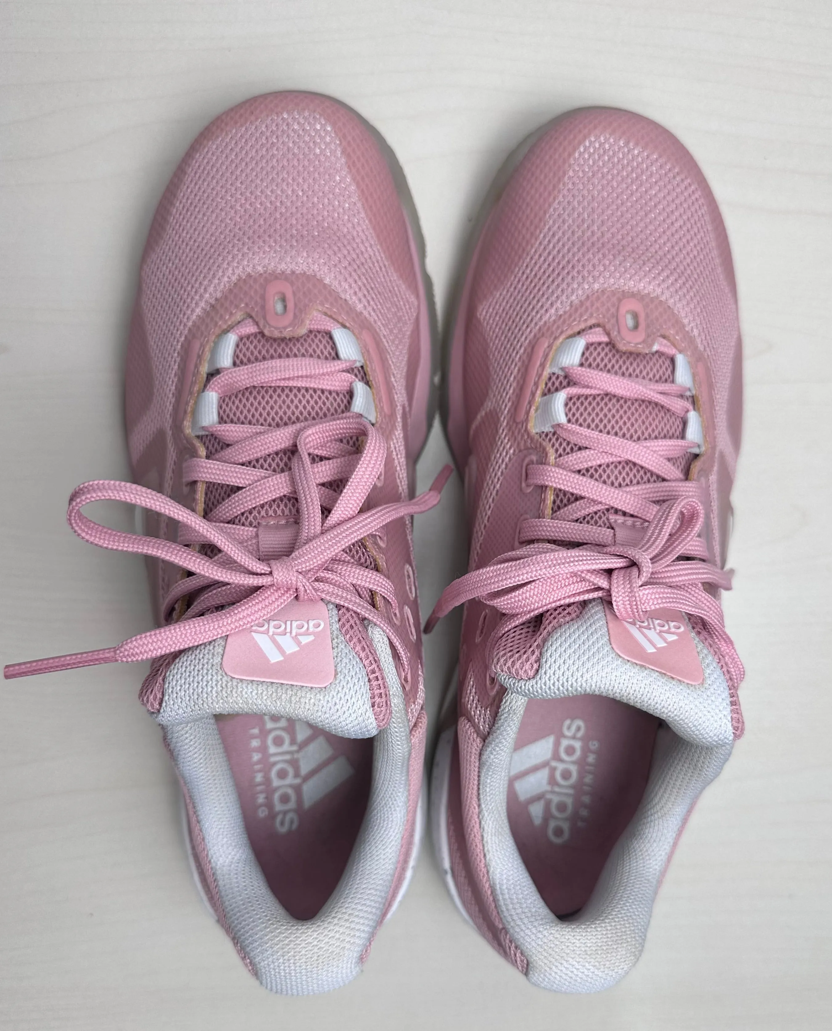 Chaussures de sport Adidas en mauve, taille : 8