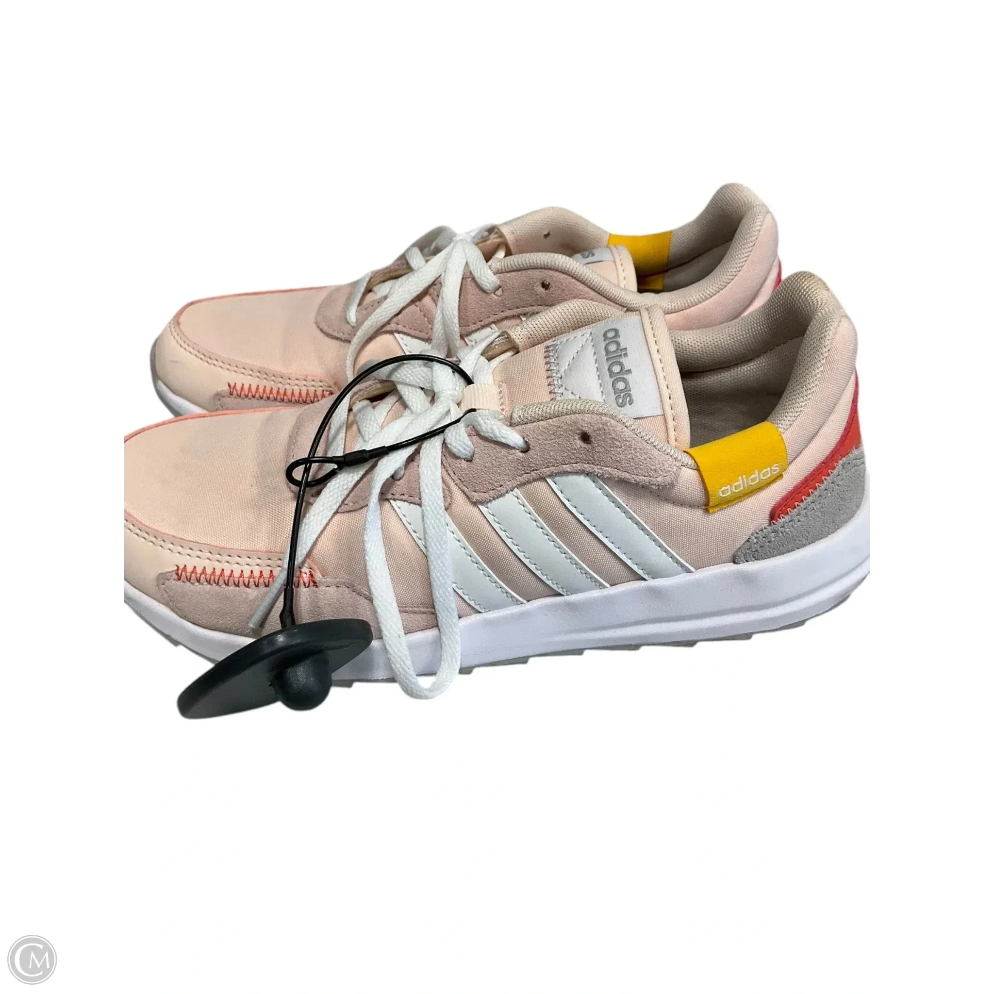 Chaussures de sport Adidas en rose, taille : 6 adidas