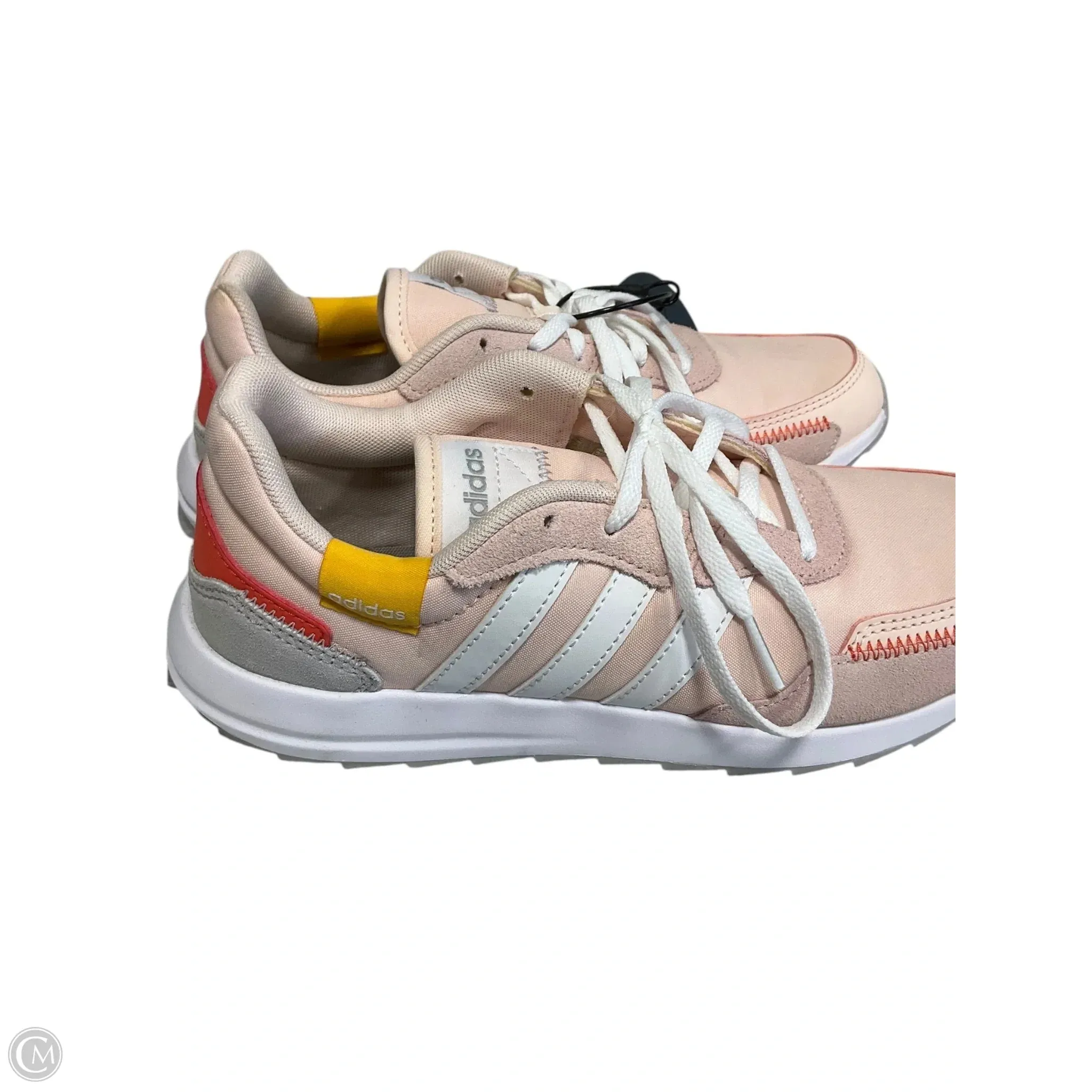Chaussures de sport Adidas en rose, taille : 6 adidas