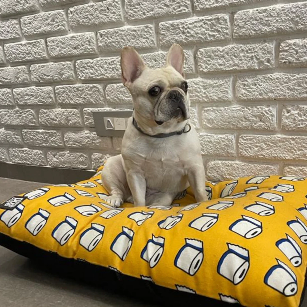 Talking Dog Club TP on my Mind Pillow Bed for Dogs and Cats (Yellow)