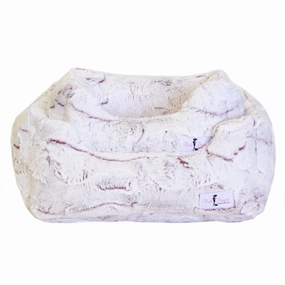 Whisper Dog Bed Merlot