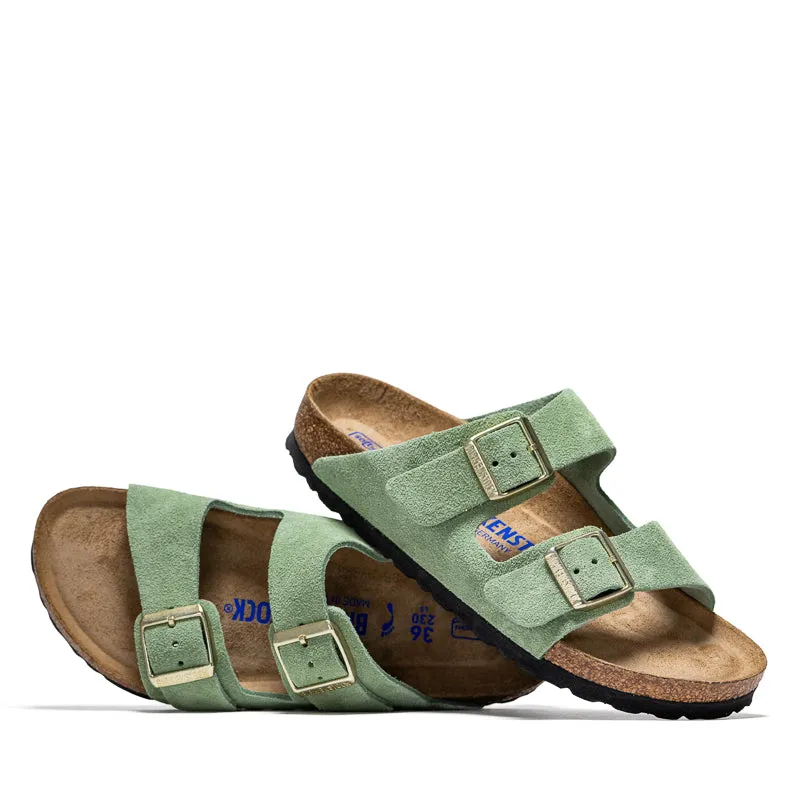 Birkenstock Arizona à semelle souple en daim pour femme - Thé vert